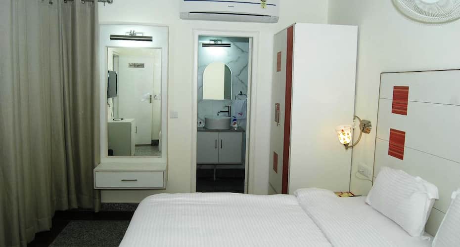 Hotel Absolute Comfort, Chandigarh 4